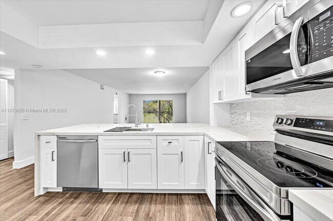 Building Photo - 1201 SW 128th Terrace