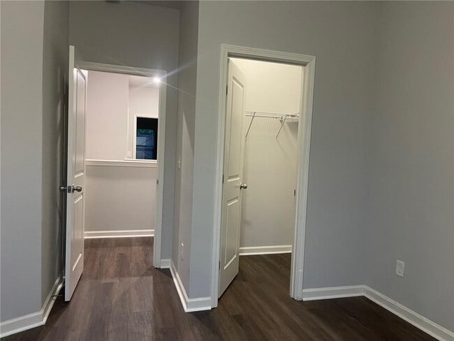 Building Photo - 2559 Irwell Way