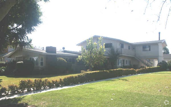 Building Photo - 1401 Clay St