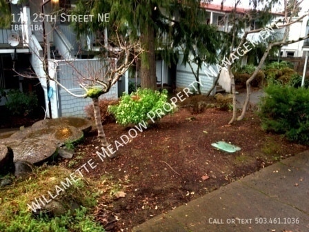 Building Photo - 175 25th St NE