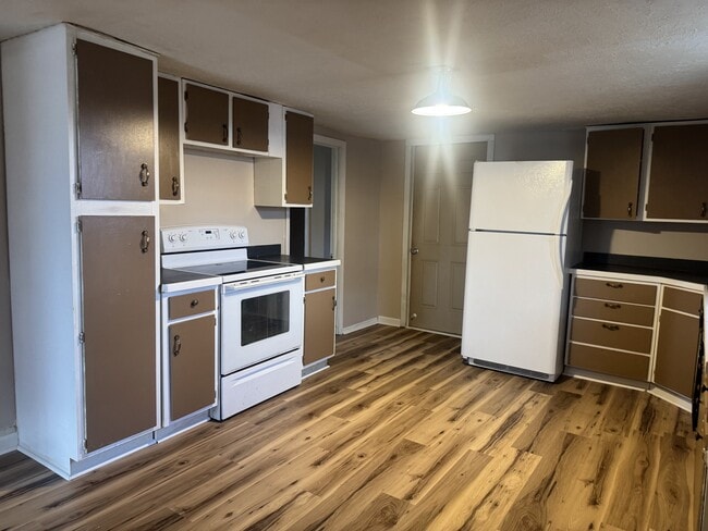 Building Photo - 1604 Alton Rd