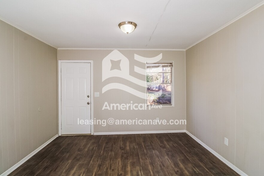 Building Photo - 5418 Glenn St