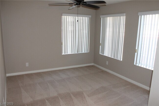 Building Photo - 2200 S Fort Apache Rd