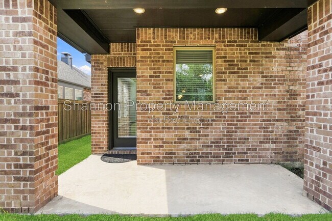 Building Photo - 8017 Whisper Grove Dr