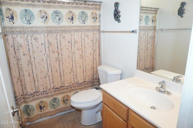 Building Photo - 1821 W Glenhaven Dr