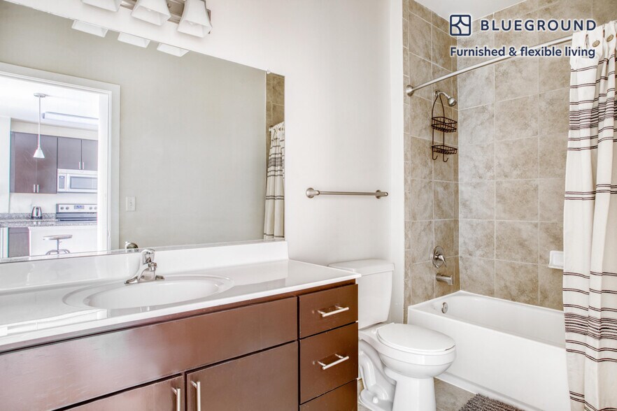 Building Photo - 360 H St NE