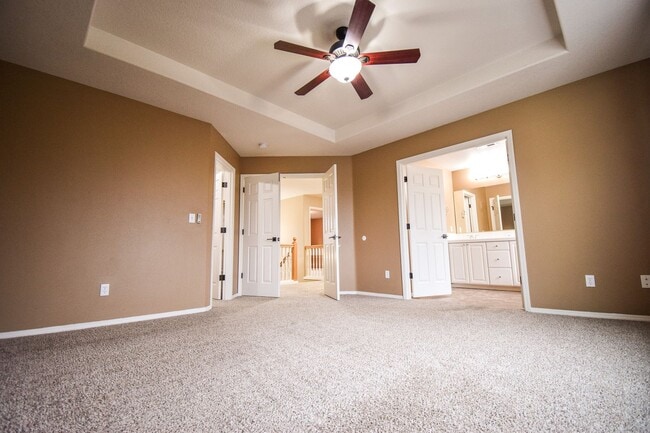 Building Photo - Move In Special!  $1000 Off!  Beautiful Spacious Home!