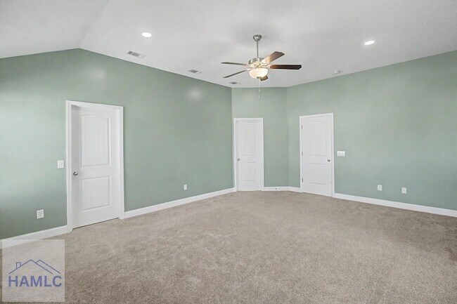 Building Photo - 206 Farnsworth Trl