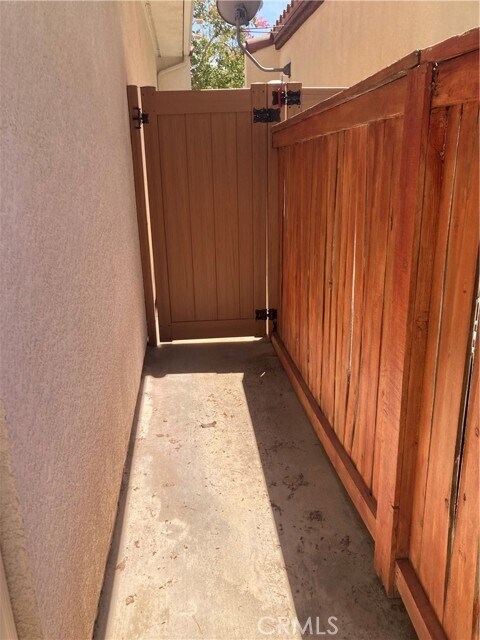 Building Photo - 31 Paseo Primero