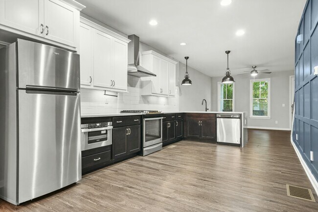 Building Photo - 772 Aerial Way