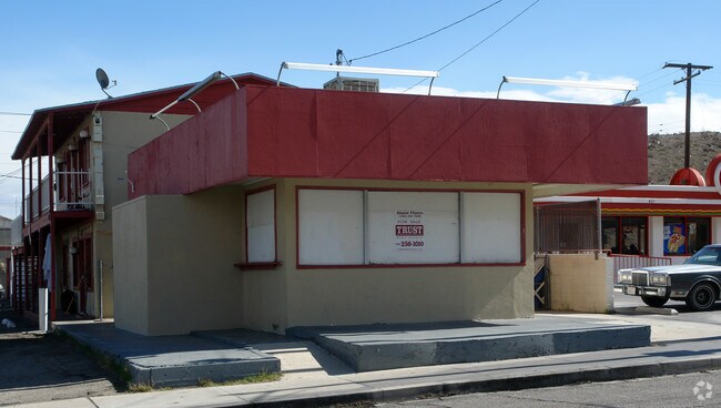 Building Photo - 405 N 1st Ave