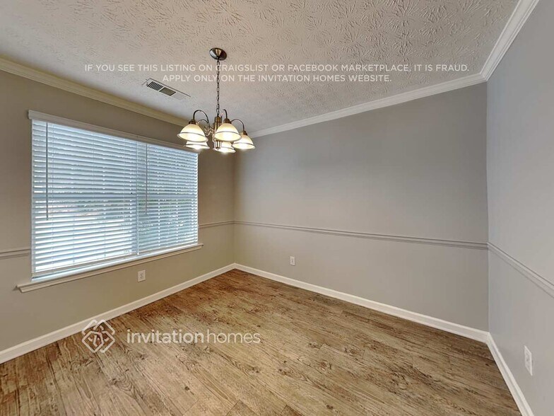 Building Photo - 821 Lorraine Ln