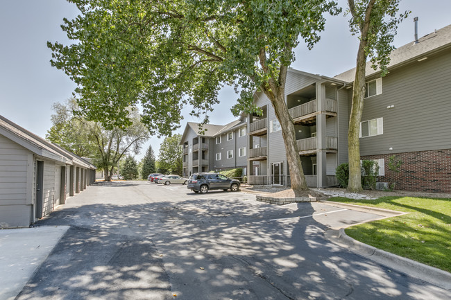 Parking & Garages - Southfield