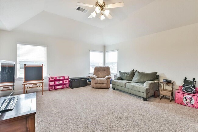 Building Photo - 1236 Laurel Lp