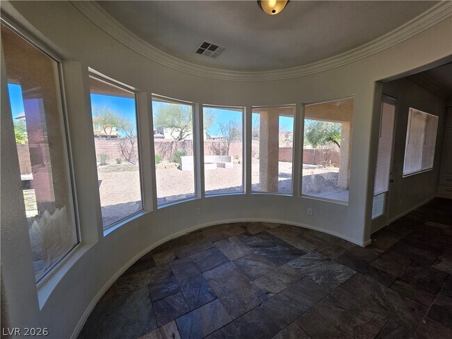 Building Photo - 9338 Wilderness Glen Ave