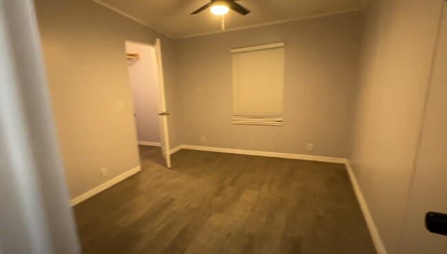 Building Photo - 2185 Shady Acres Dr