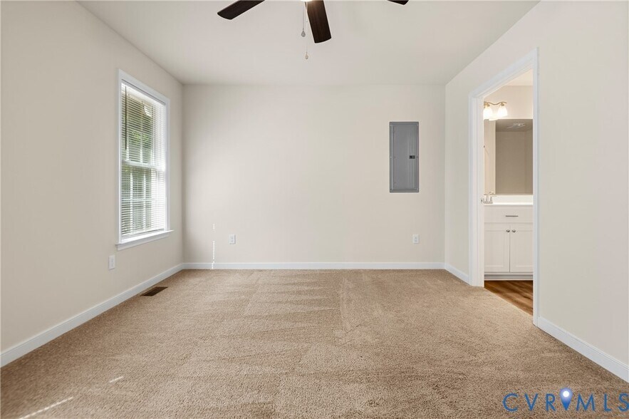 Building Photo - 3867 Perthshire Ln