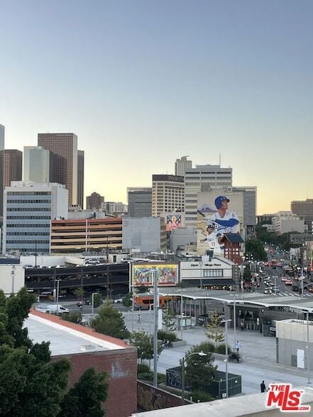 Building Photo - 100 S Alameda St