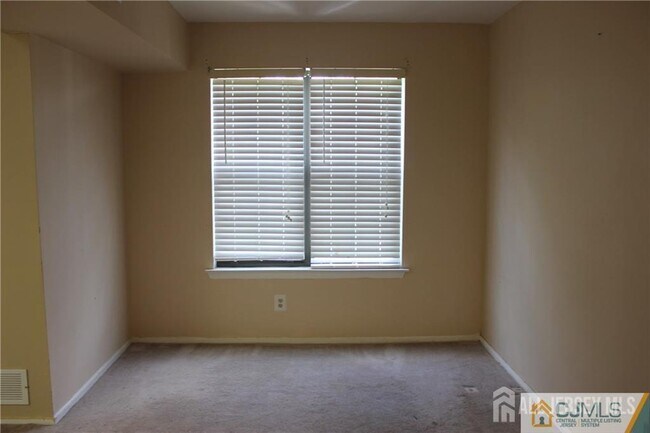 Building Photo - 82 Keystone Ct