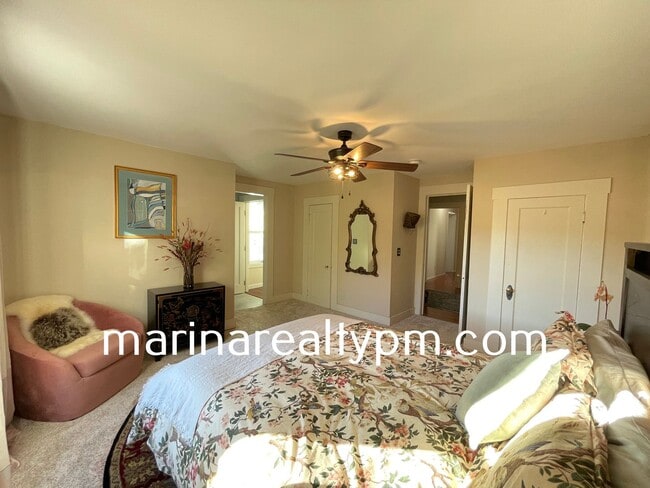 Building Photo - Welcome to this stunning 3 Bedroom 2 Bath Single Family Home in the charming town of Crockett, CA