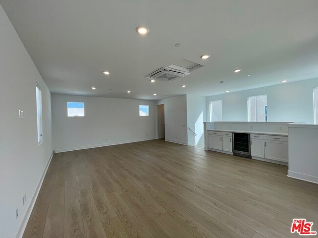 Building Photo - 26666 Beartown Ln