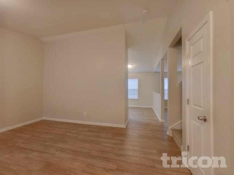 Building Photo - 4932 Aldersbrook Dr