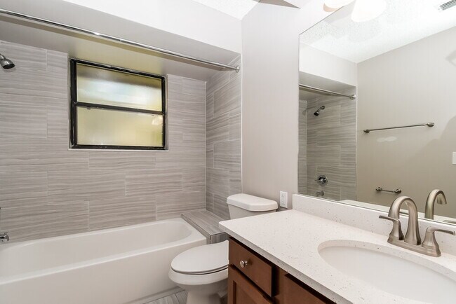 Building Photo - 3146 Chapelwood Ln