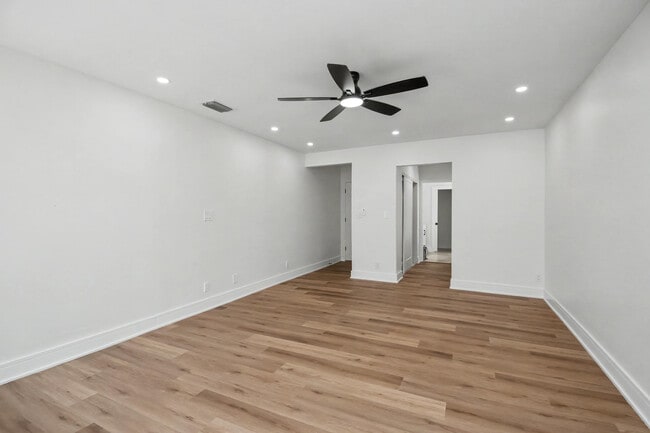 Building Photo - 21440 Campo Allegro Dr