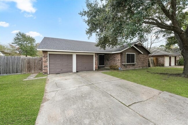 Building Photo - 21518 Greenham Dr