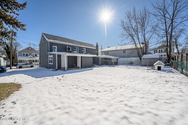 Building Photo - 8 Orchard St