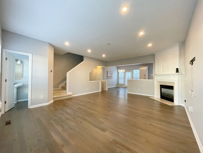 Building Photo - 2947 Castleberry Ct