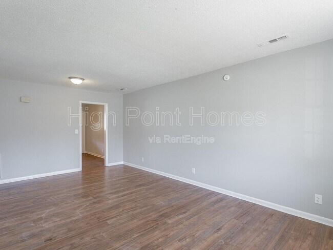 Building Photo - 125 Swafford Rd