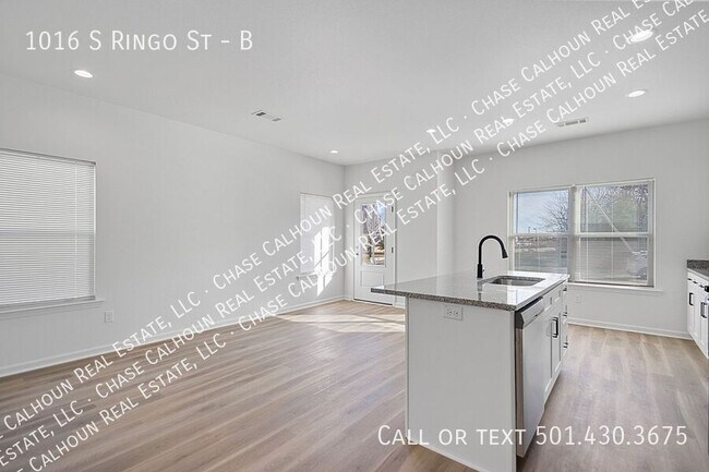 Building Photo - 1016 S Ringo St