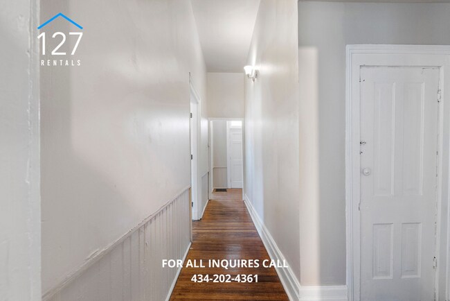 Building Photo - Modern Comfort Meets Prime Convenience - 3BR/2BA in Lynchburg!