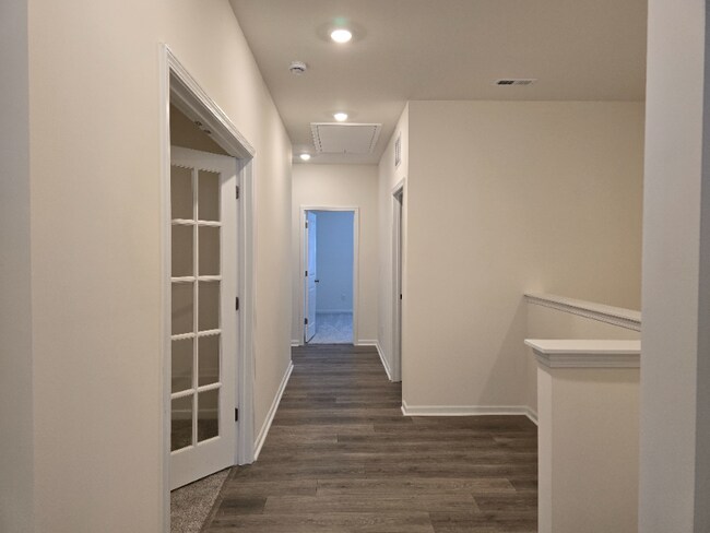 Building Photo - 8958 Morning Mist Rd