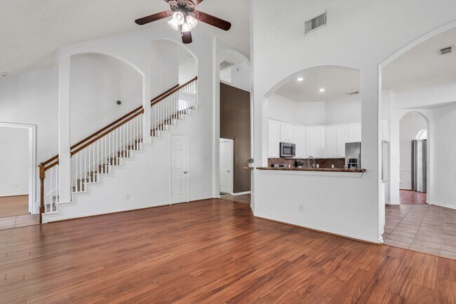Building Photo - 7010 E Arbor Rose Ln
