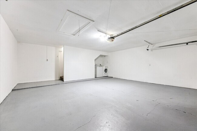 Building Photo - 1201 Bering Dr