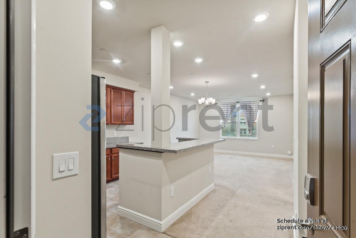 Building Photo - 1368 El Camino Real