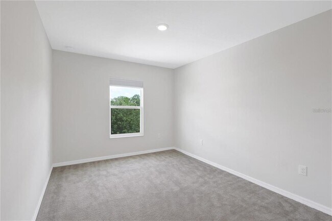 Building Photo - 4225 Beargrass St