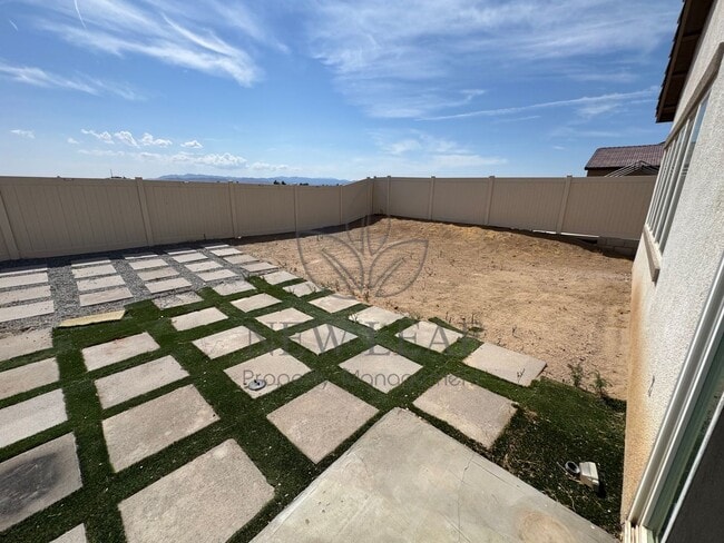 Building Photo - 10599 Topaz Ave