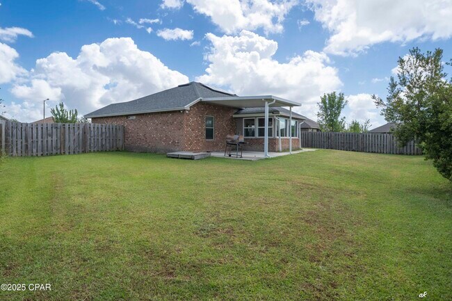 Building Photo - 4207 Dairy Farm Rd