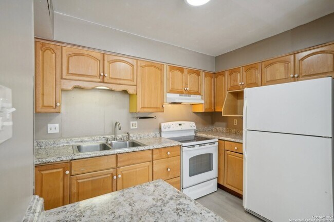 Building Photo - 5023 Concord Ridge
