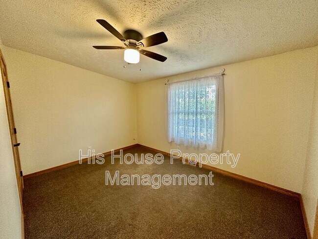 Building Photo - 13515 Weld County Rd 5