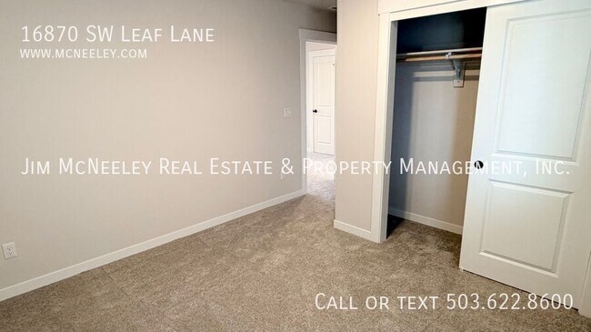 Building Photo - 16870 SW Leaf Ln