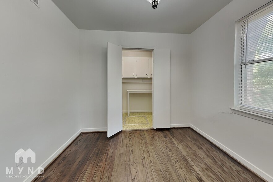 Building Photo - 10907 Cotillion Dr