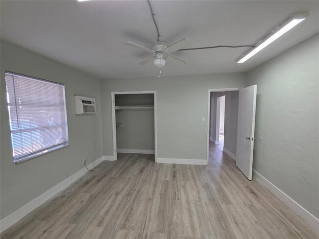 Building Photo - 1739 Jackson St