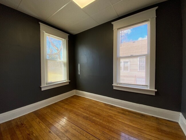 Building Photo - 4 Bedroom Home in Hammond