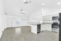 Building Photo - 13978 Folkestone Cir