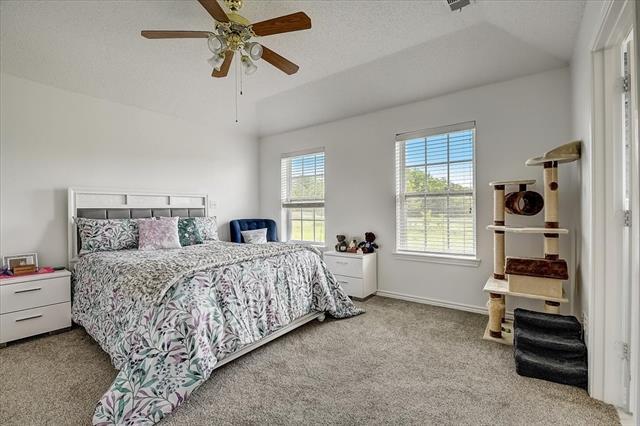 Building Photo - 1020 Savannah Dr