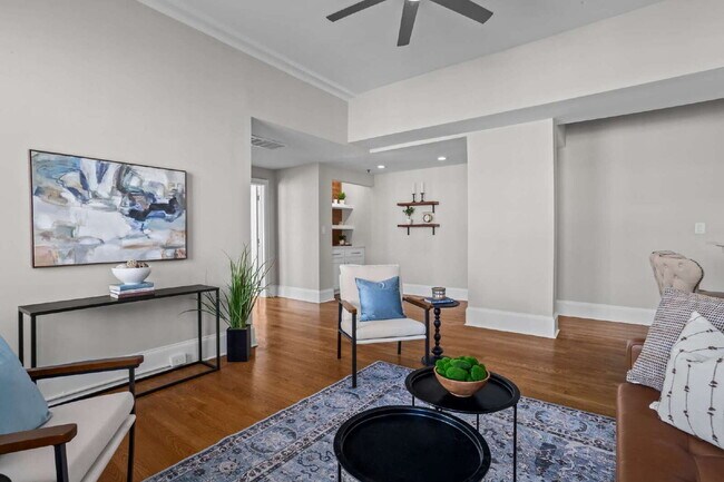 Building Photo - "Modern Comfort Awaits: Spacious 2-Bed, 2-Bath Condo with Elegance in the Heart of Atlanta"
